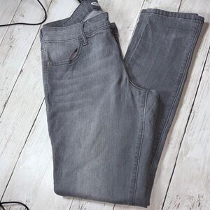 Old Navy Gray Straight-Leg Women’s Jeans